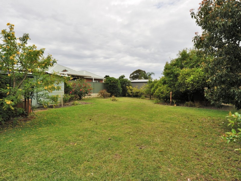 49 Hamilton Street, Bassendean WA 6054