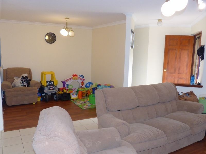 13 Balmain Road, Greenmount WA 6056