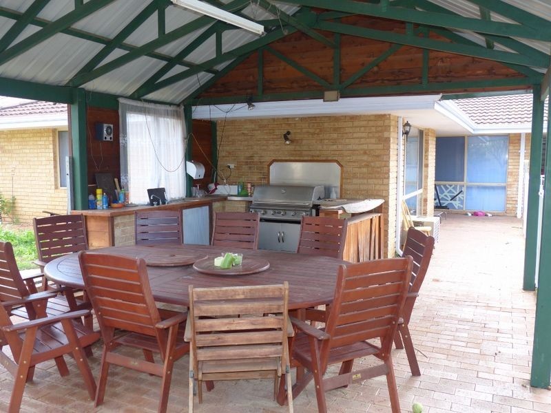 13 Balmain Road, Greenmount WA 6056