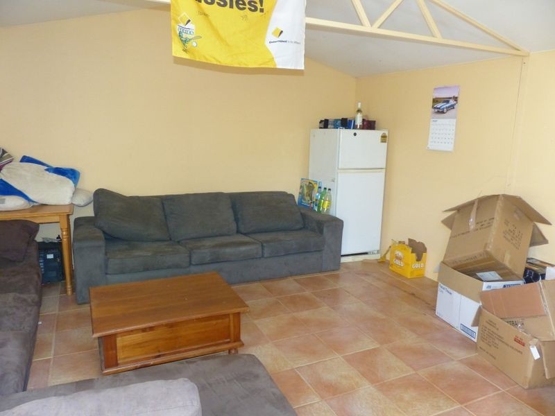 13 Balmain Road, Greenmount WA 6056