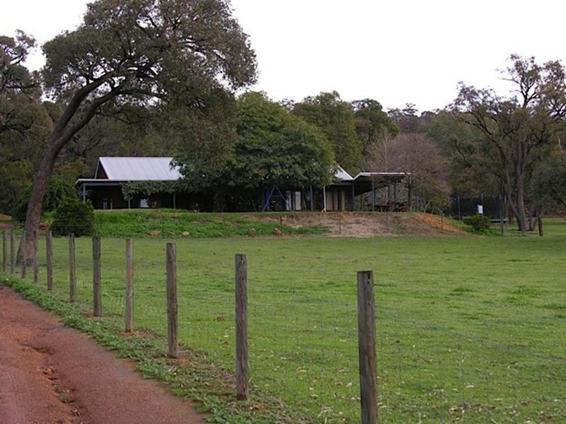 691 Chittering Valley Road, Lower Chittering WA 6084