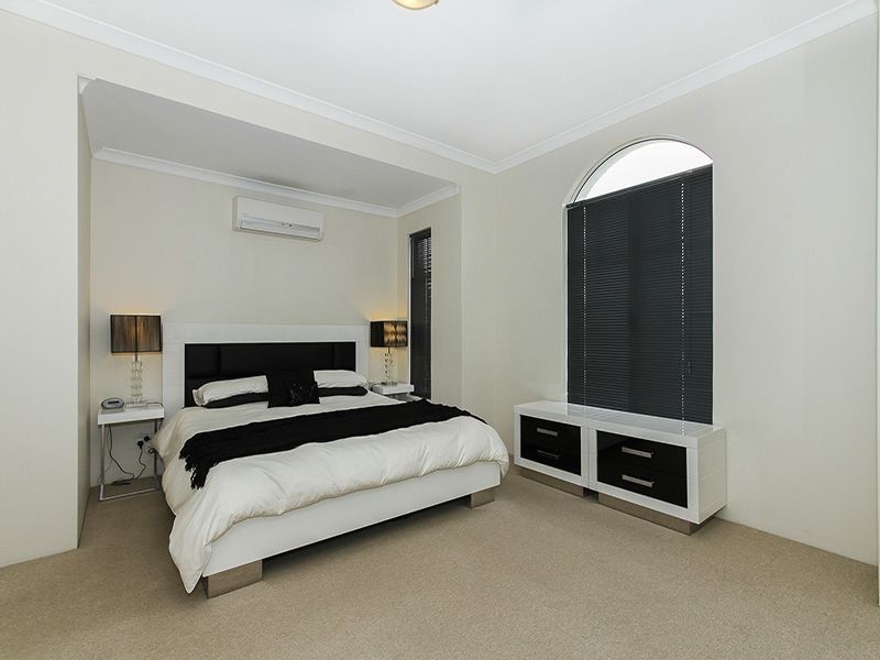 14 Arbor Drive, Ellenbrook WA 6069