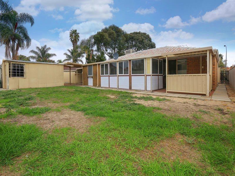 4 Panton Court, Middle Swan WA 6056