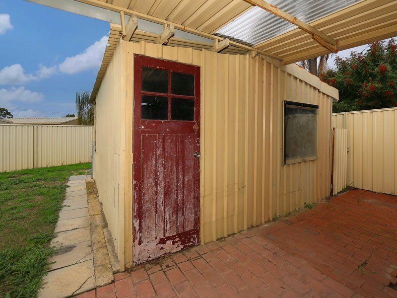 4 Panton Court, Middle Swan WA 6056