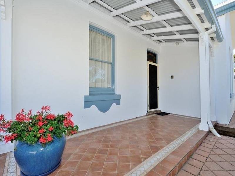 72 Terrace Road, Guildford WA 6055