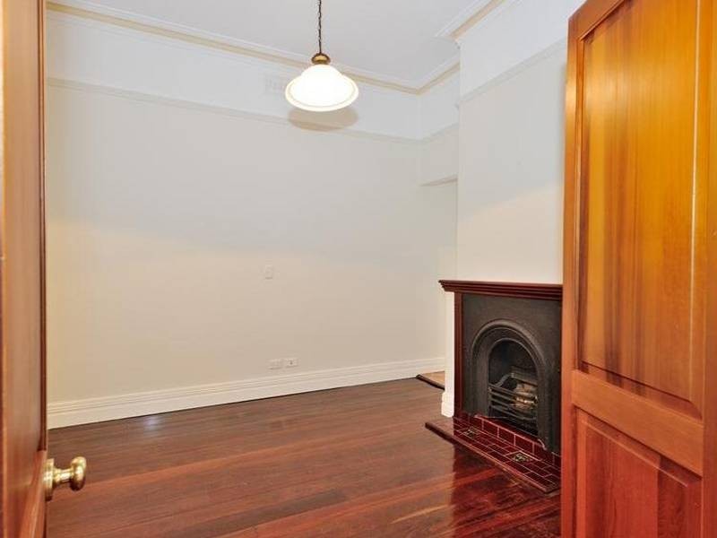 72 Terrace Road, Guildford WA 6055