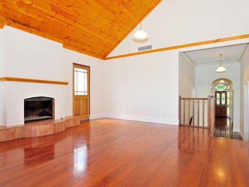 72 Terrace Road, Guildford WA 6055