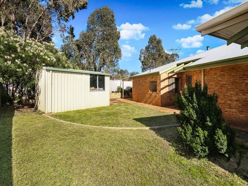 5 Kanya Court, Swan View WA 6056