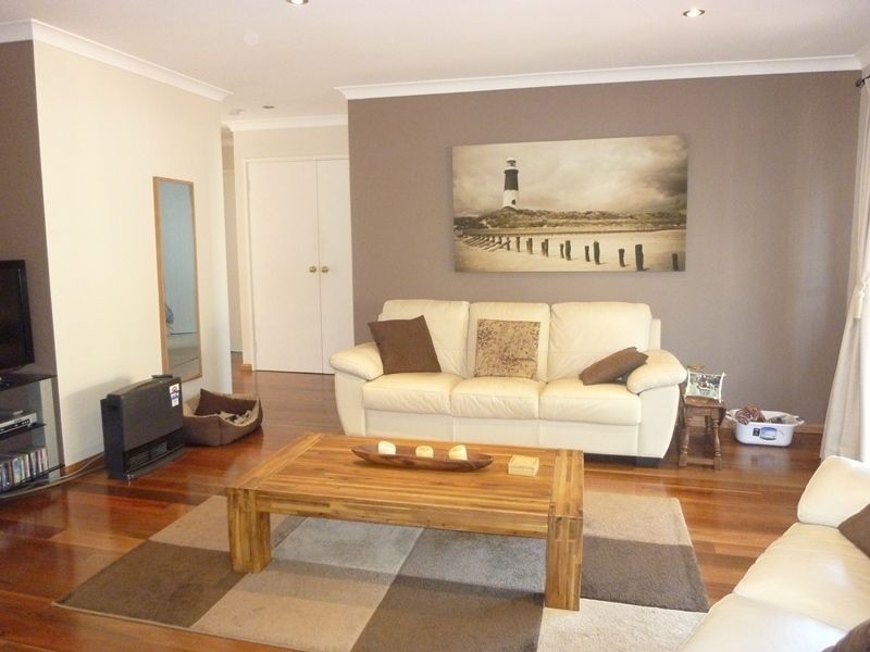 1/42 Byers Road, Baskerville WA 6056