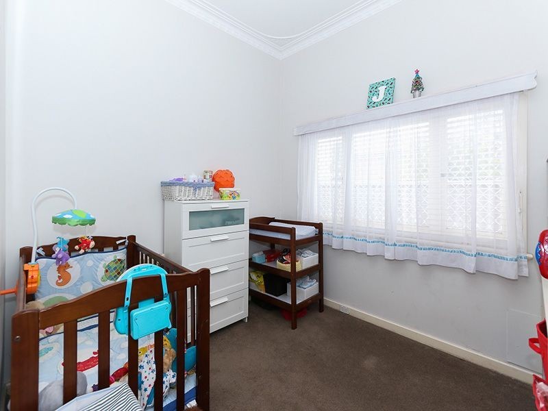 42 Blackburn Street, Bellevue WA 6056