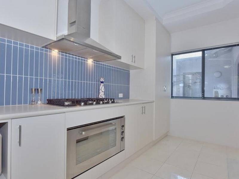 1/4 Hebe Lane, Woodbridge WA 6056