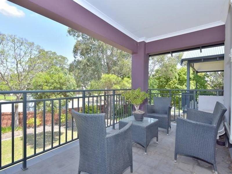 1/4 Hebe Lane, Woodbridge WA 6056