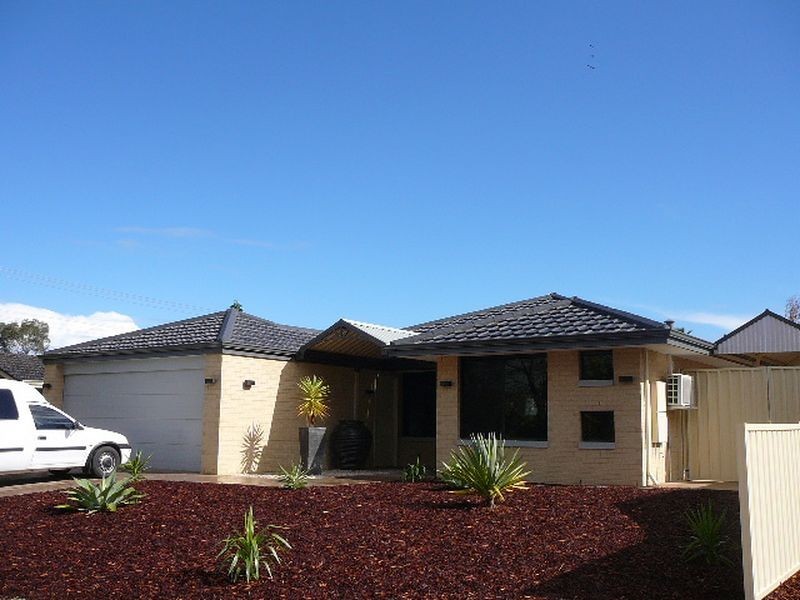 61A Victoria Pde, Midvale WA 6056