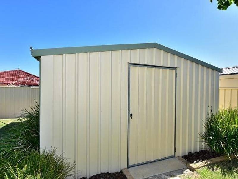 5 Lambertia Crescent, High Wycombe WA 6057