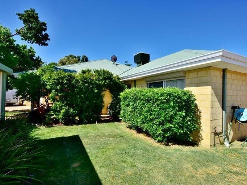 5 Lambertia Crescent, High Wycombe WA 6057