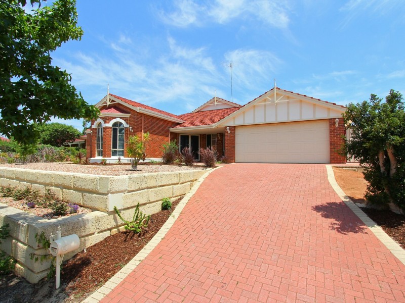 2 Glenlark Elbow, Jane Brook WA 6056