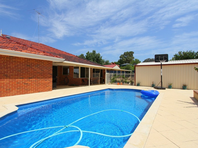 2 Glenlark Elbow, Jane Brook WA 6056