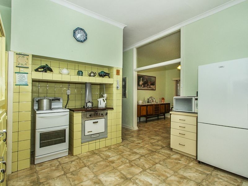 1 Tennyson Street, Bellevue WA 6056