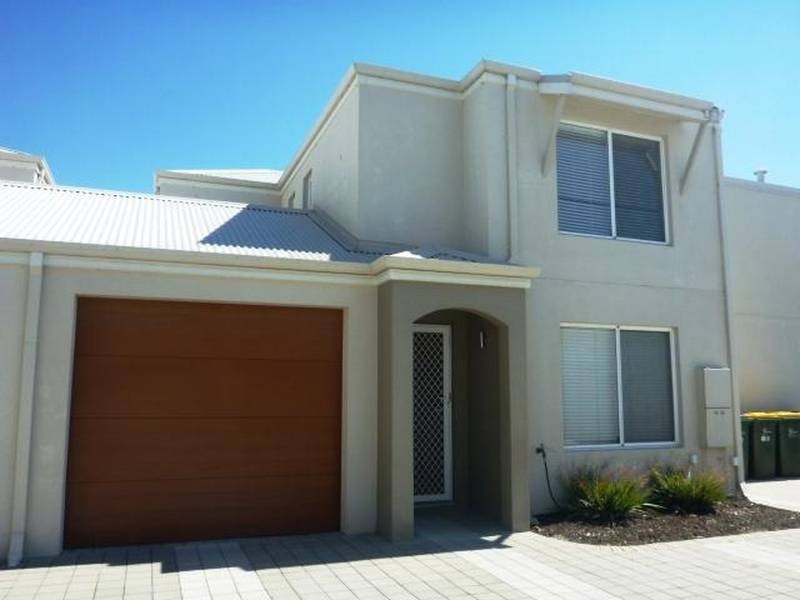 2/12 Charles East Street, Midland WA 6056