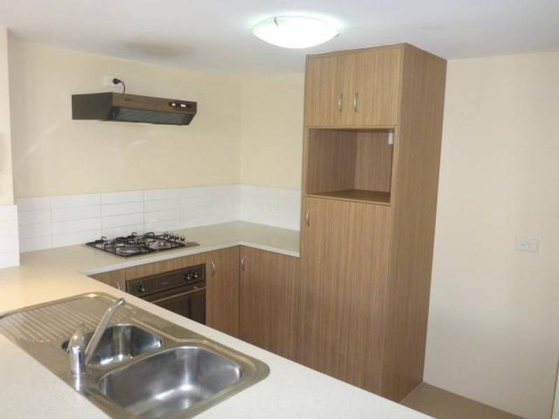 2/12 Charles East Street, Midland WA 6056