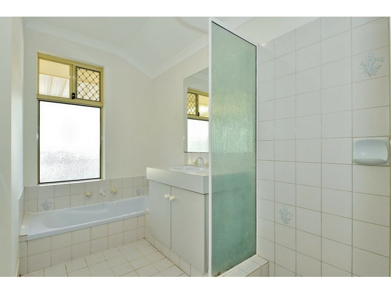 30 Inquirer Lane, Stratton WA 6056