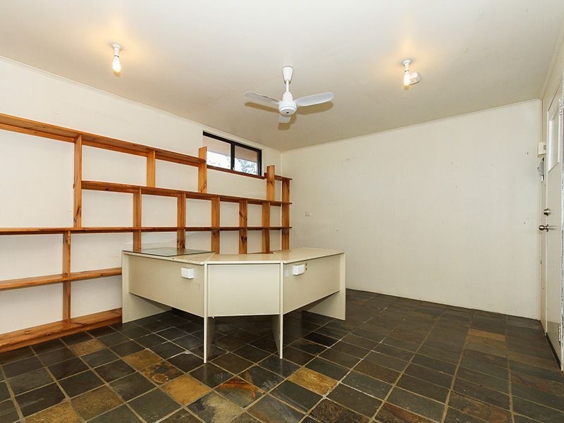 15 Vernallan Way, Lesmurdie WA 6076