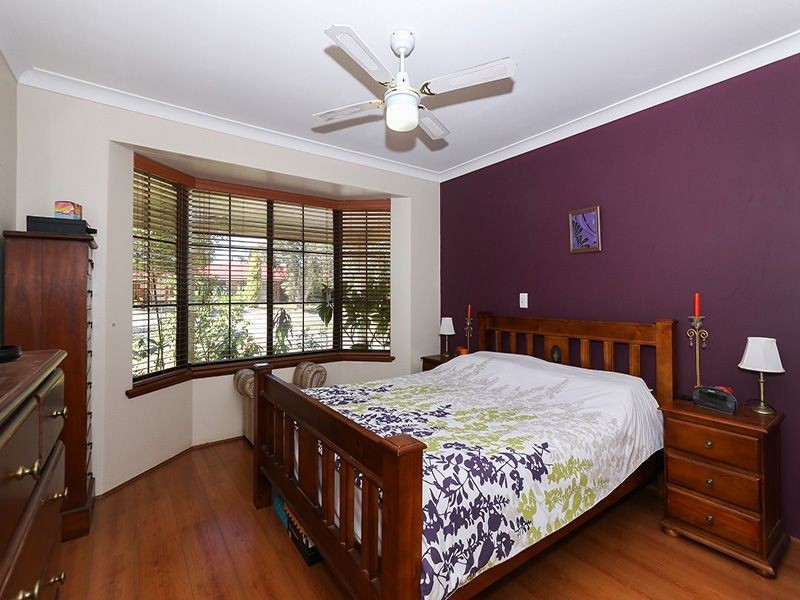 2 Tall Tree View, Swan View WA 6056