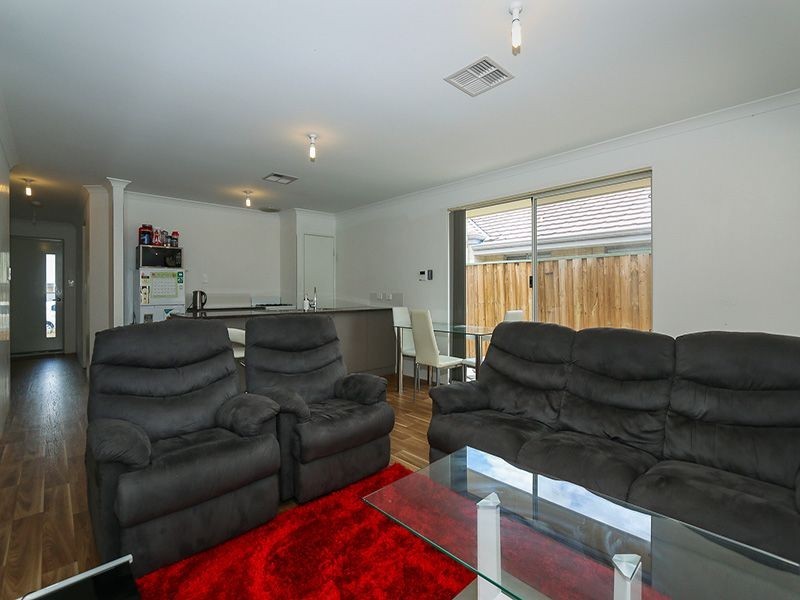 18 Warrego Outlook, Ellenbrook WA 6069