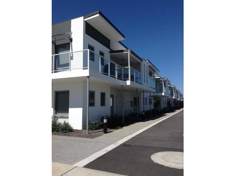 1/13 Spring Avenue, Midland WA 6056