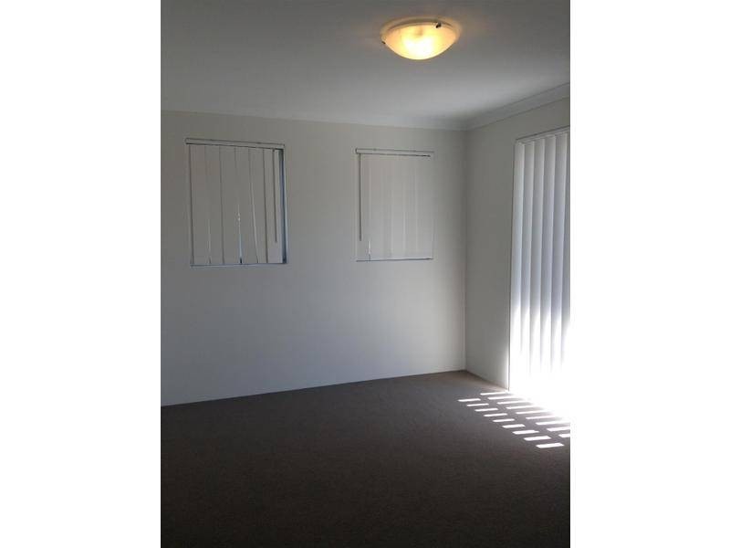 1/13 Spring Avenue, Midland WA 6056