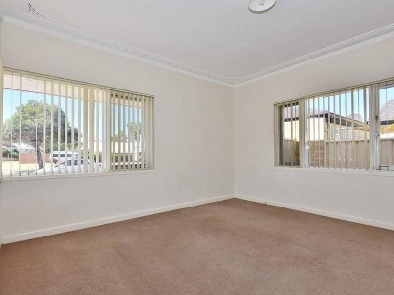 11 Templeman Place, Midland WA 6056
