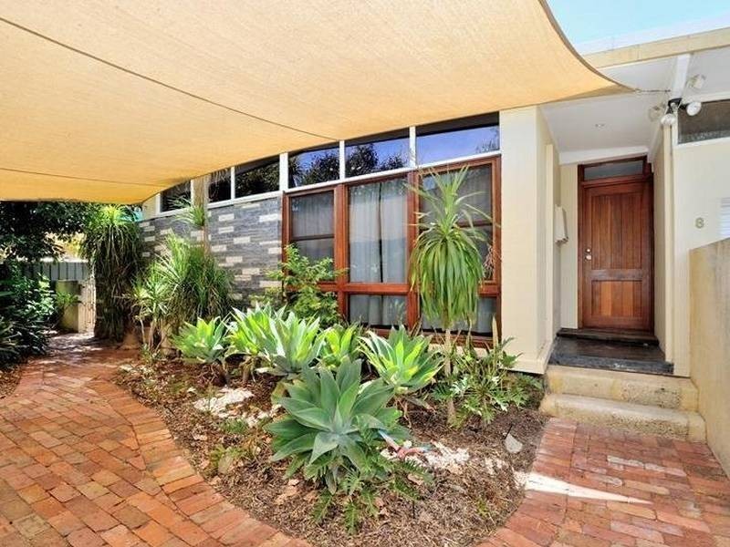 8 Charles Street, Maida Vale WA 6057