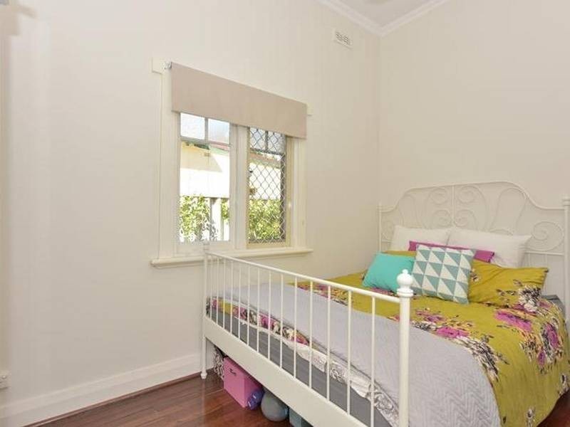 23 Seventh Avenue, Bassendean WA 6054