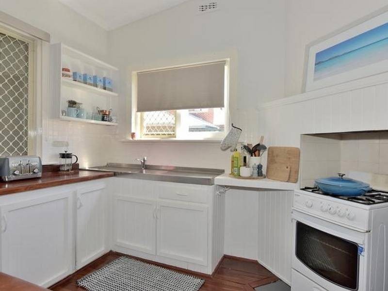 23 Seventh Avenue, Bassendean WA 6054