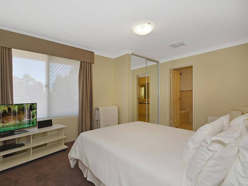 14 Hebe Lane, Woodbridge WA 6056