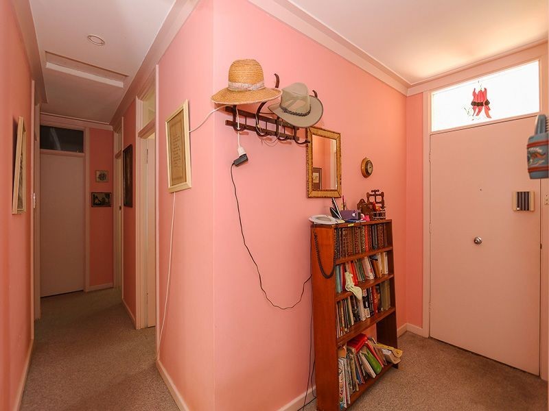 29 Bladon Way, Swan View WA 6056