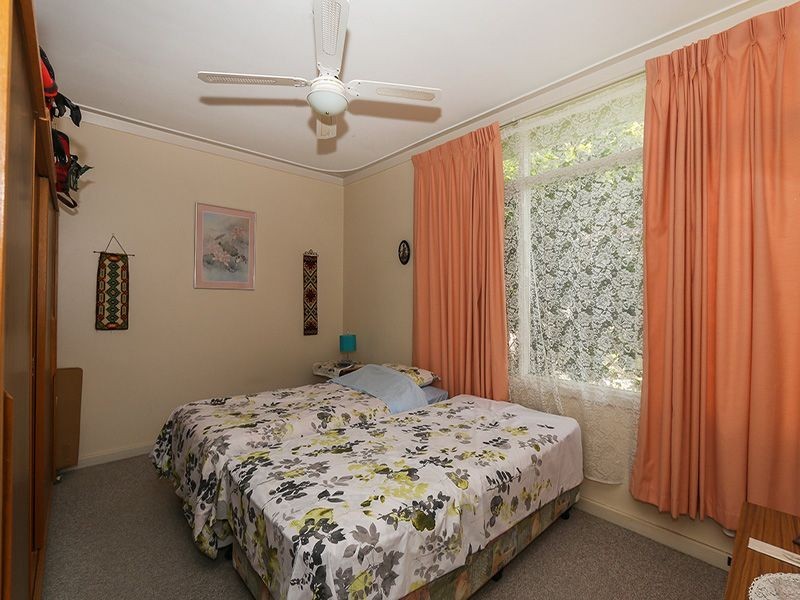 29 Bladon Way, Swan View WA 6056