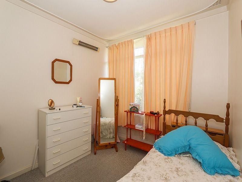 29 Bladon Way, Swan View WA 6056