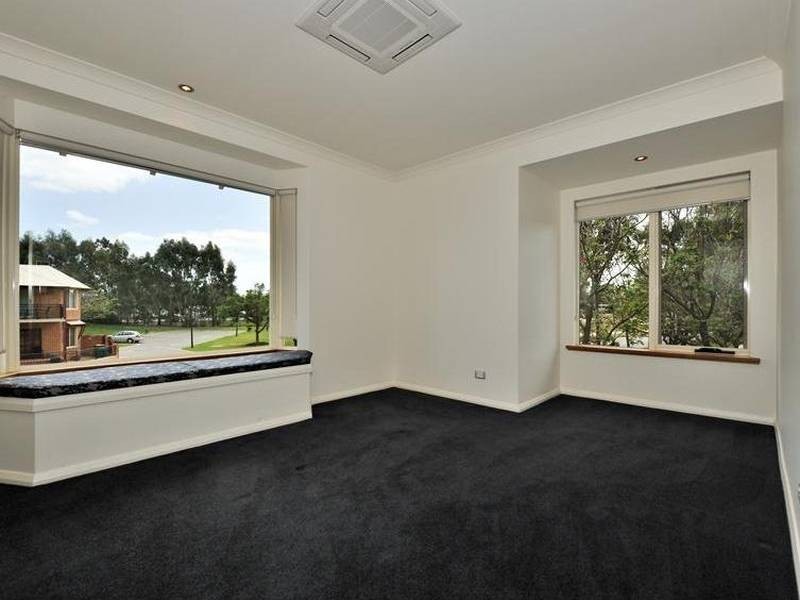 1 Cardiff Lane, Woodbridge WA 6056