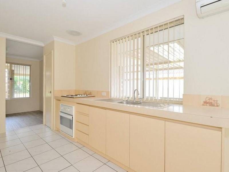 37 Waterlily Drive, Stratton WA 6056