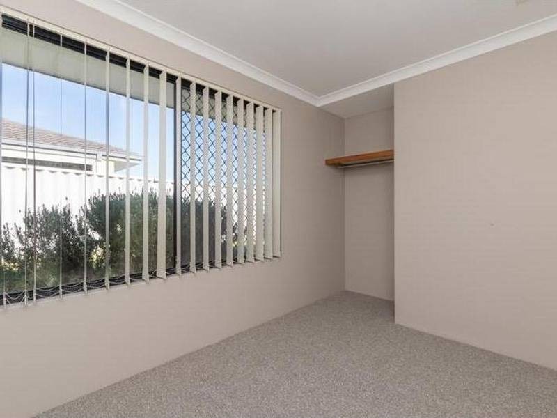 17 Gentle Circle, South Guildford WA 6055