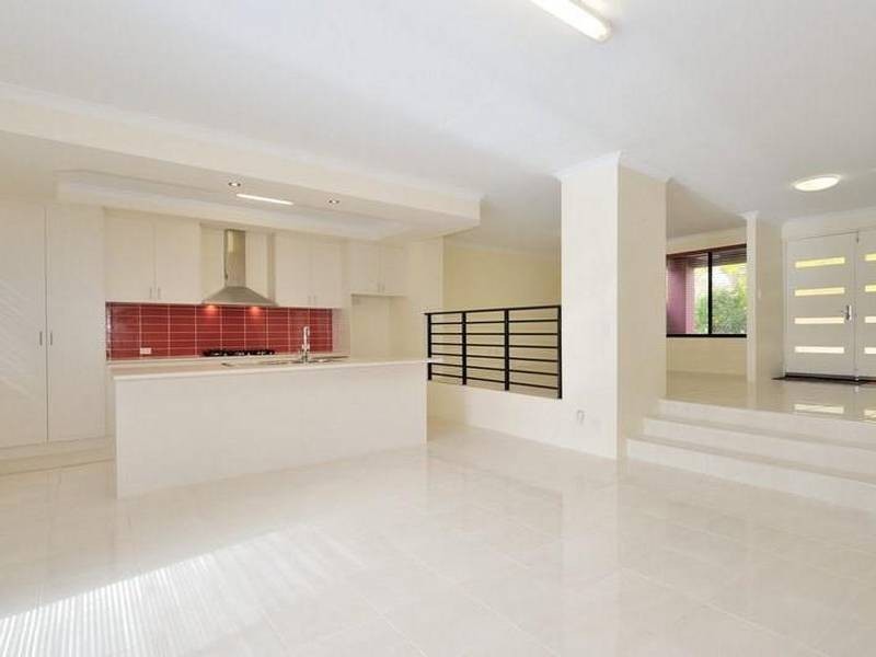 Unit 2/4 Hebe Lane, Woodbridge WA 6056