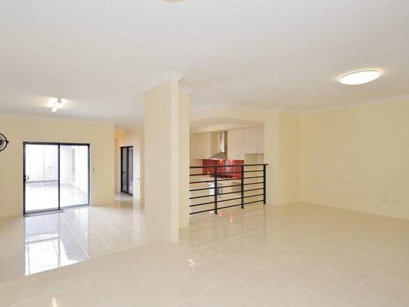 Unit 2/4 Hebe Lane, Woodbridge WA 6056