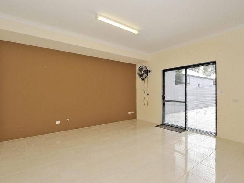 Unit 2/4 Hebe Lane, Woodbridge WA 6056