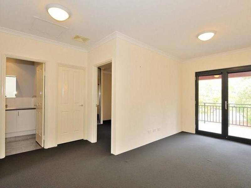 Unit 2/4 Hebe Lane, Woodbridge WA 6056