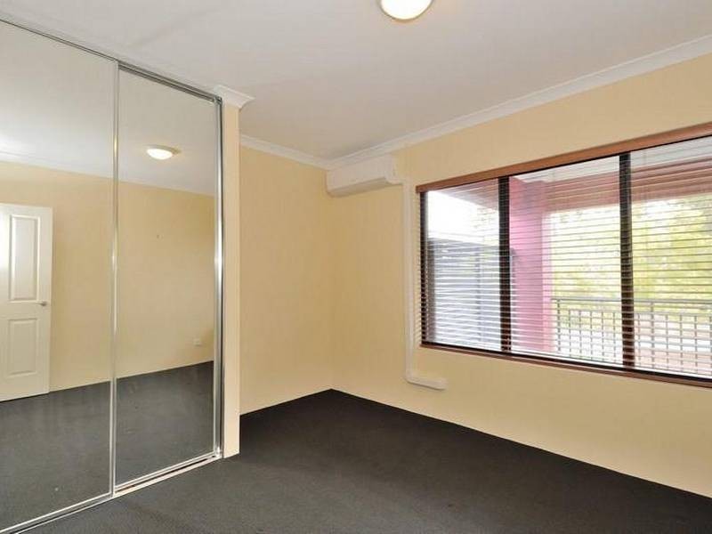 Unit 2/4 Hebe Lane, Woodbridge WA 6056