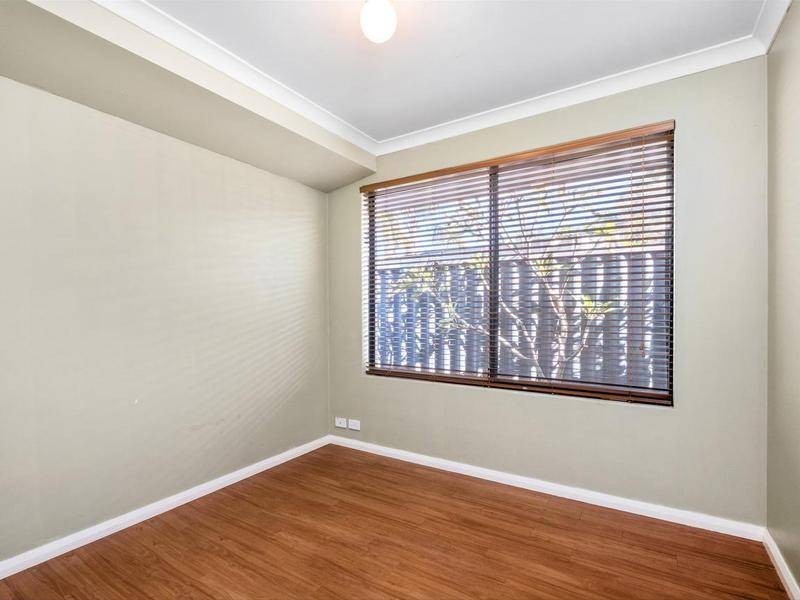 23 Nooyan Close, South Guildford WA 6055