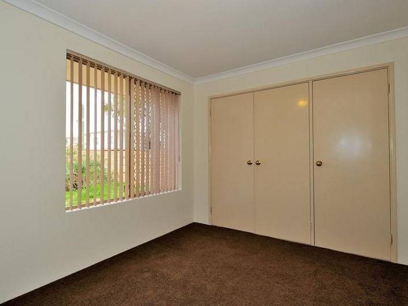 4/11 Hyde Street, Midland WA 6056