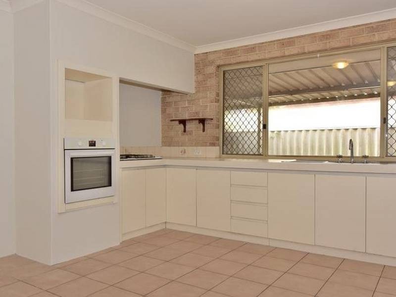 1 Eucla Mews, Stratton WA 6056