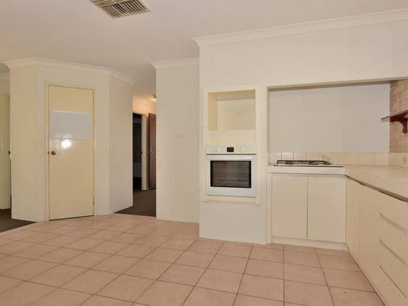 1 Eucla Mews, Stratton WA 6056